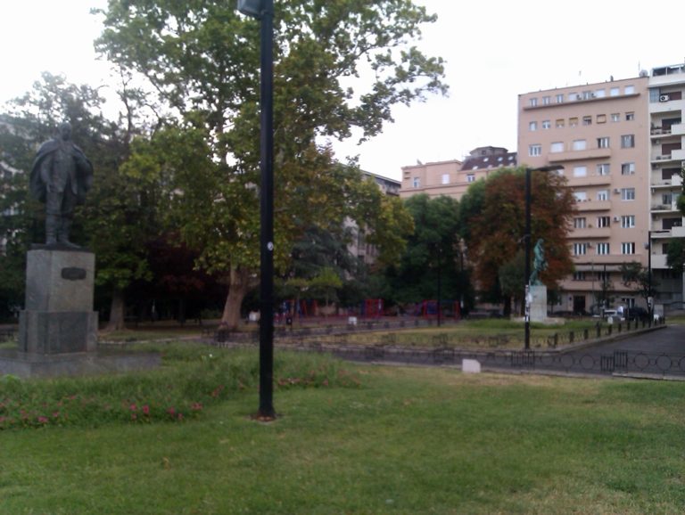 Sutra Beogradski noćni market u Studenskom parku