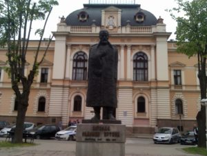Monument to Duke Radomir Putnik in Kragujevac
