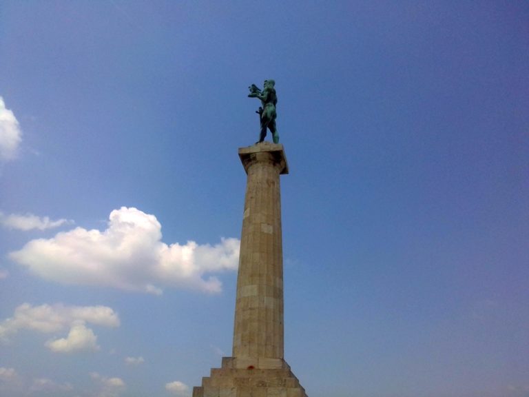 Beogradskom Pobedniku sređen i nos